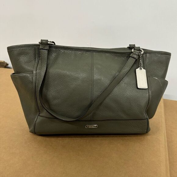 COACH PARK LEATHER CARRIE TOTE F29898 SILVER/OLIVE - Picture 1 of 8